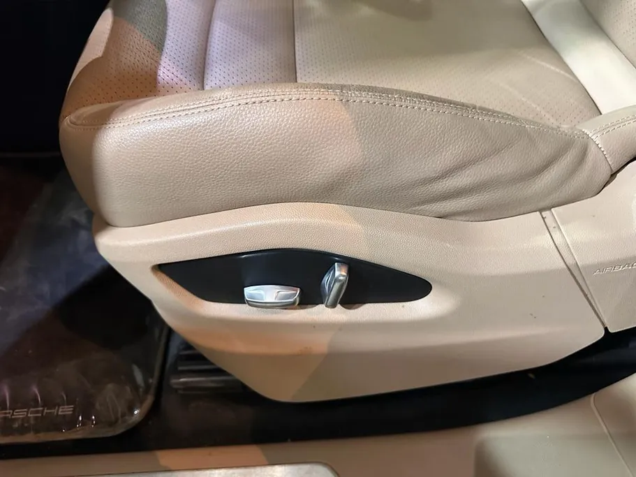 2019 Porsche Cayenne Base 