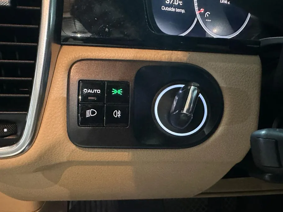2019 Porsche Cayenne Base 