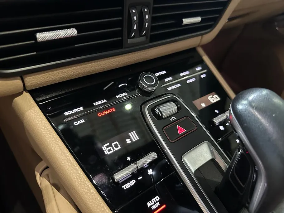 2019 Porsche Cayenne Base 
