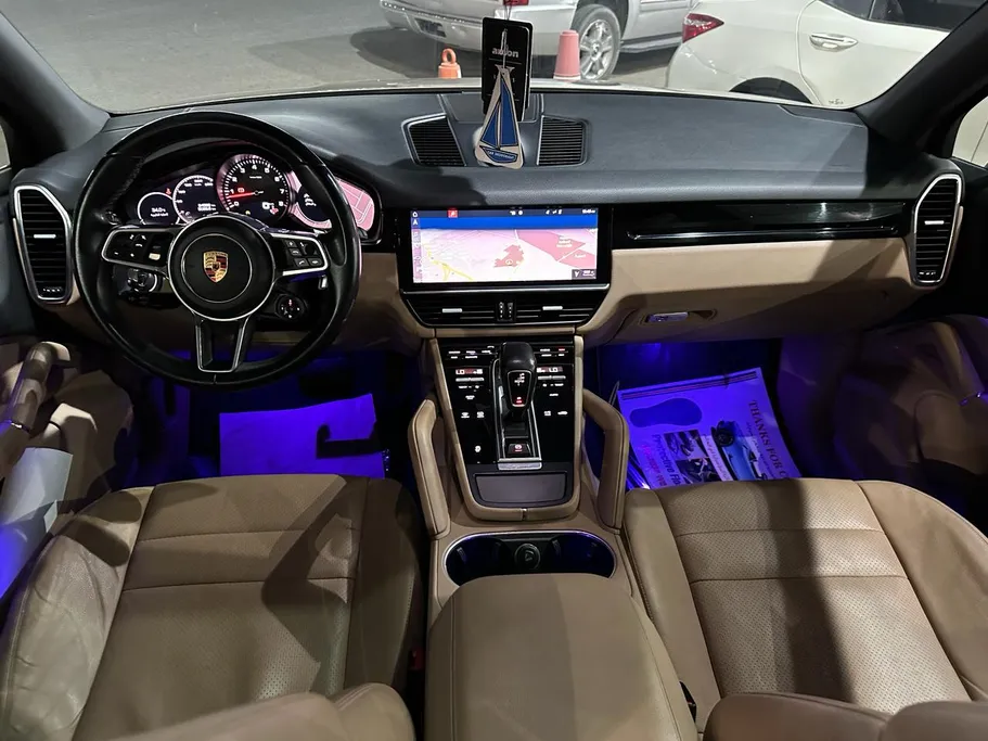 2019 Porsche Cayenne Base 