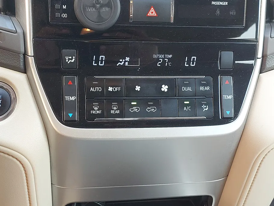 2021 Toyota Land Cruiser GXR 