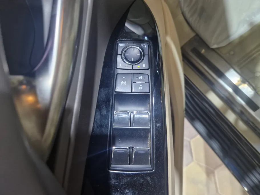 لكزس LX 570 S 2020 