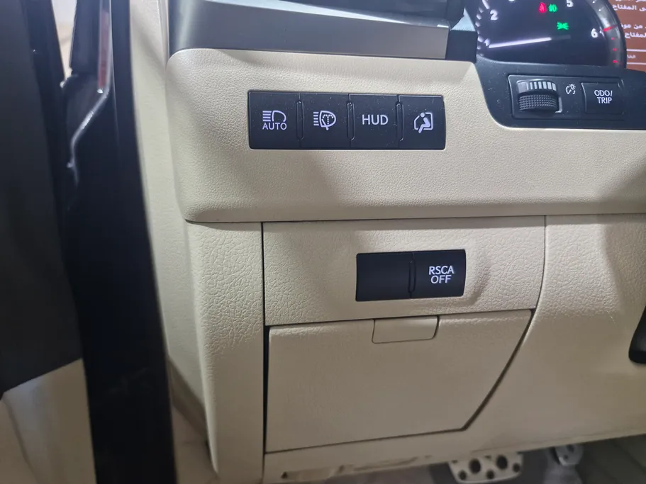 لكزس LX 570 S 2020 