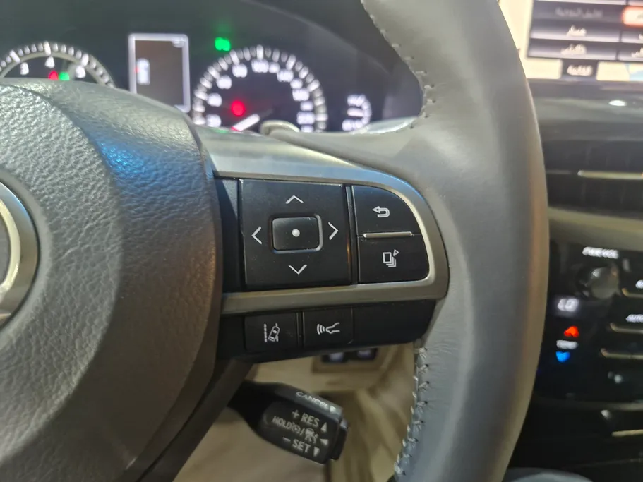 لكزس LX 570 S 2020 