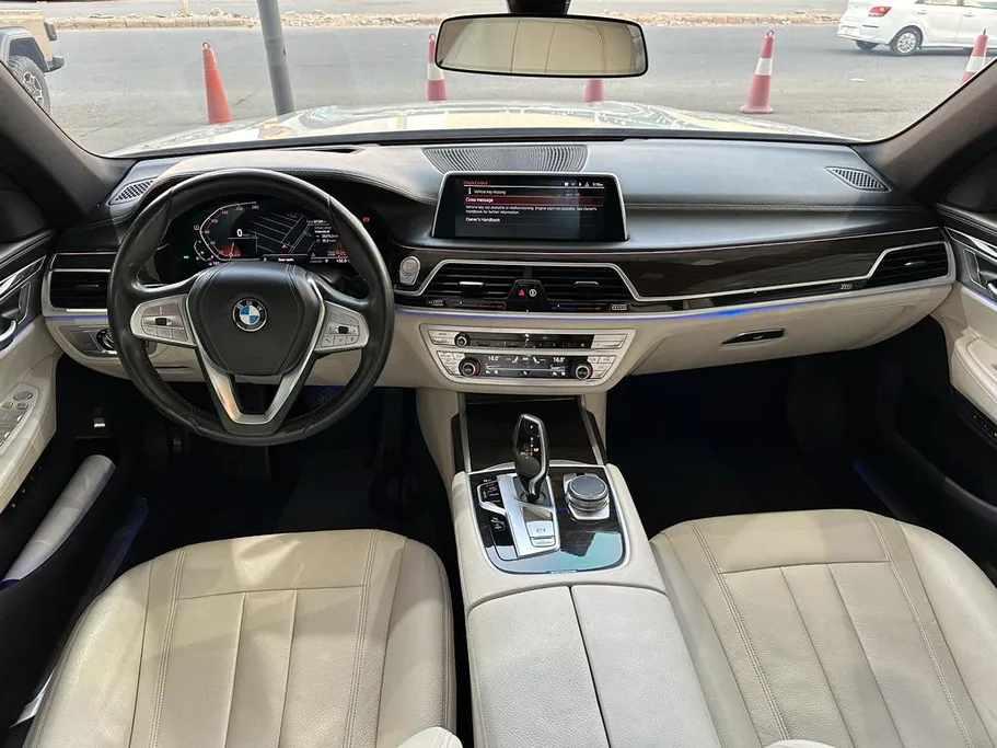 2021 BMW 7 Series 730Li 
