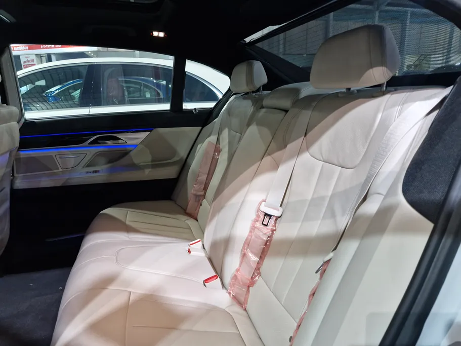 2021 BMW 7 Series 730Li 