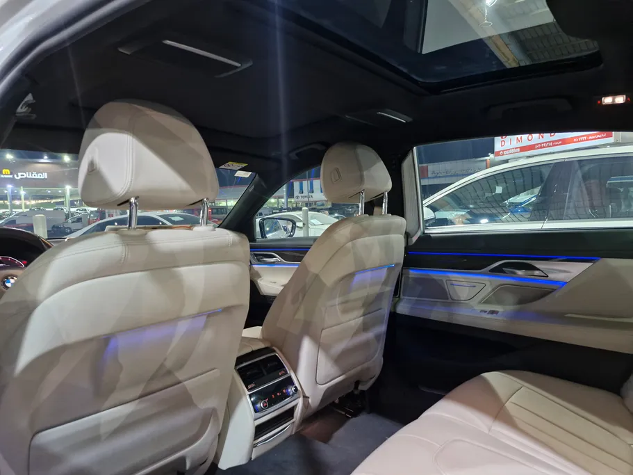 2021 BMW 7 Series 730Li 