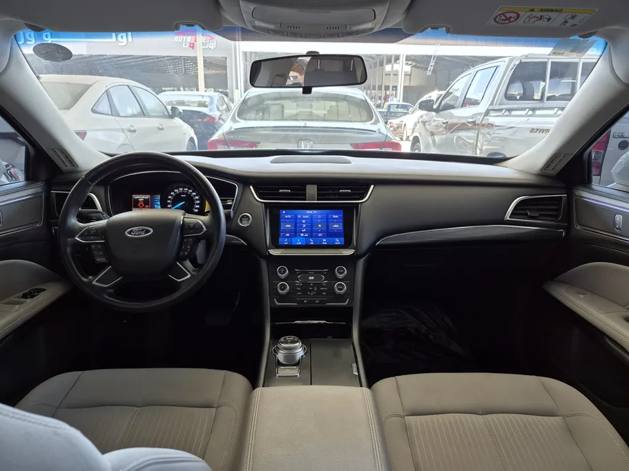 2022 Ford Taurus Ambiente 
