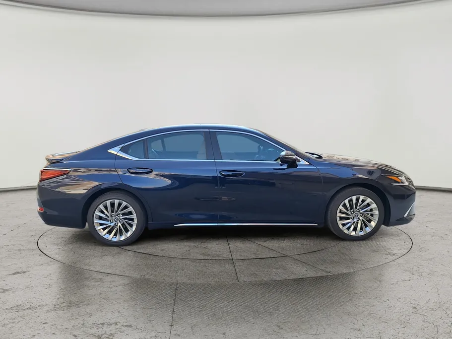 2023 Lexus ES 350 