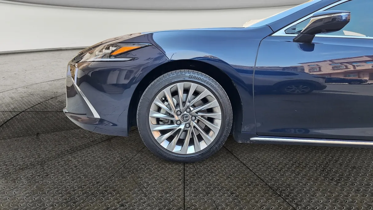 2023 Lexus ES 350 