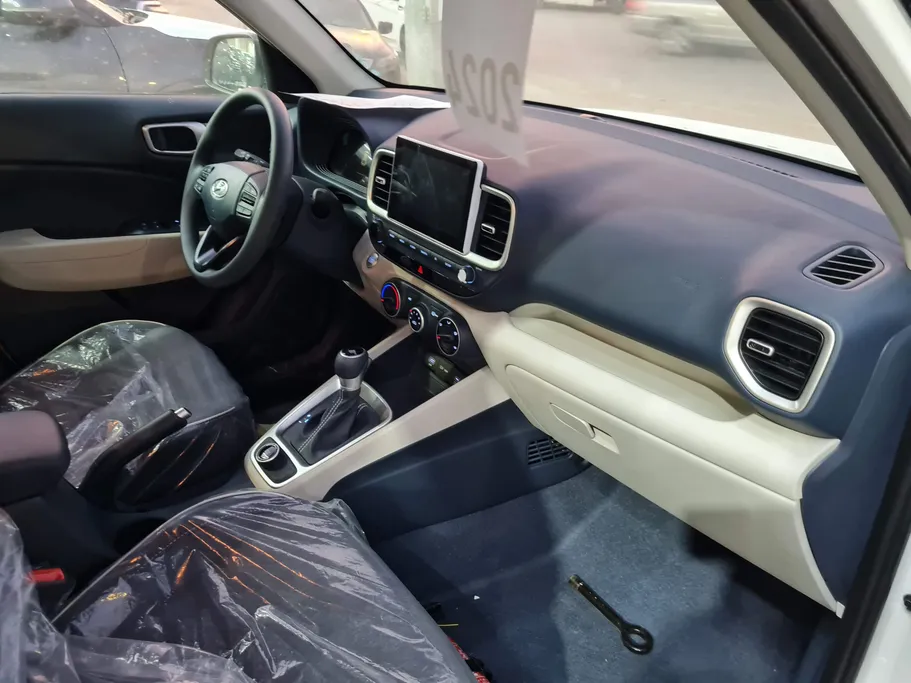 2024 Hyundai Venue Smart Plus (Comfort ) 