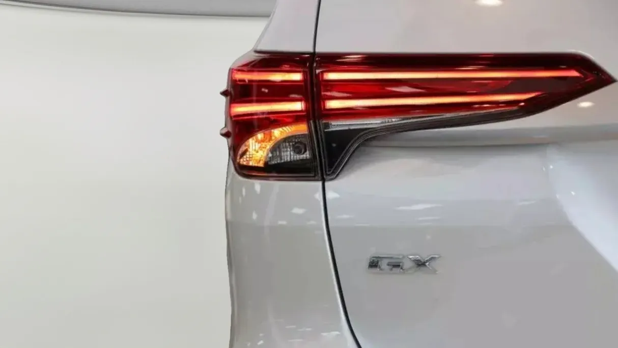 2024 Toyota Fortuner GX2 