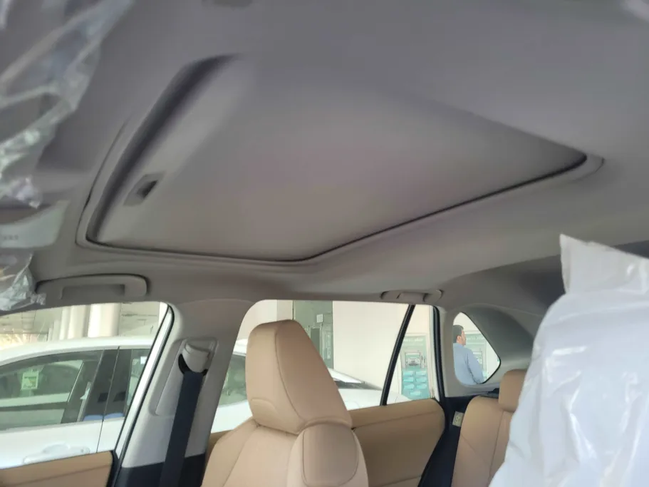 تويوتا راف فور XLE HEV 2024 