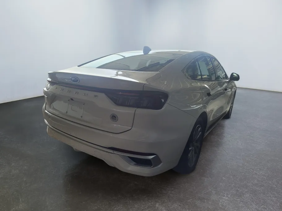 2024 Ford Taurus Ambiente 