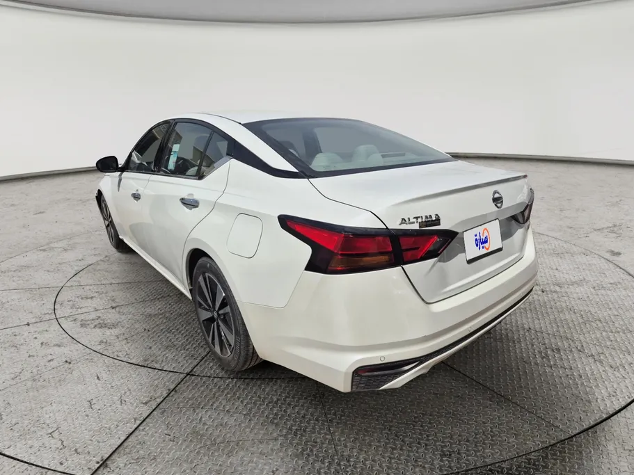 نيسان التيما SV 2022 