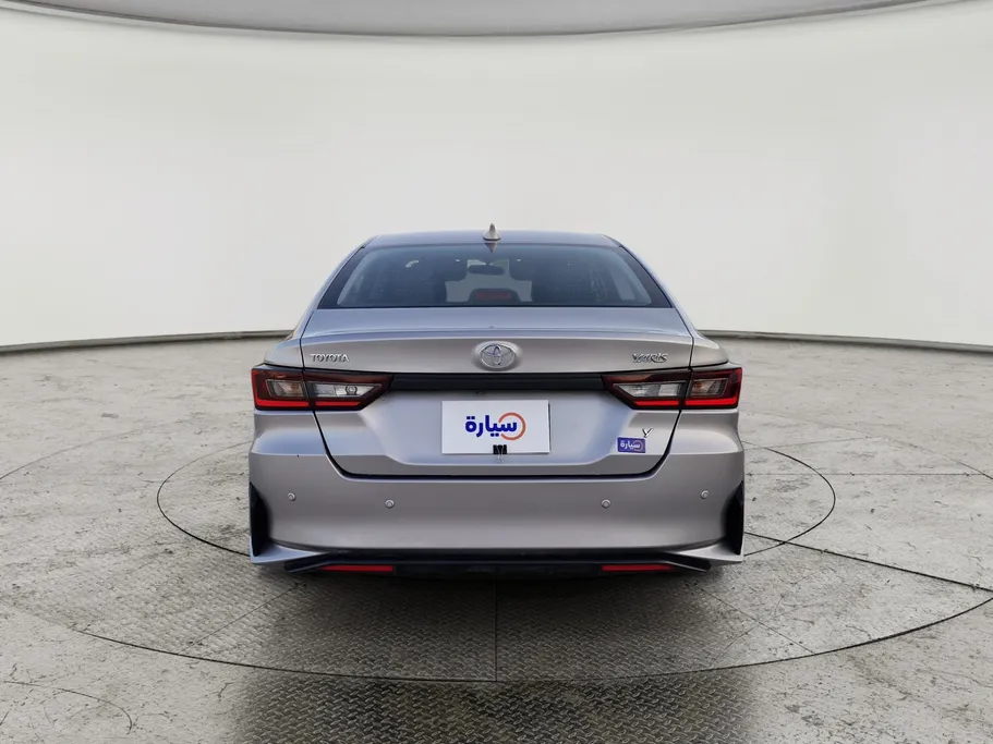 2023 Toyota Yaris  Y 