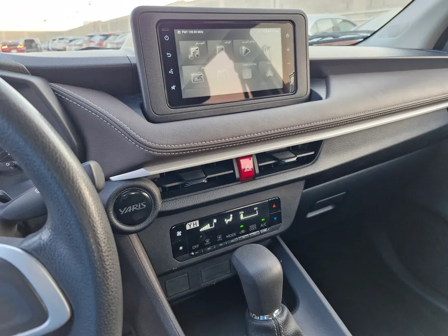 2023 Toyota Yaris  Y 