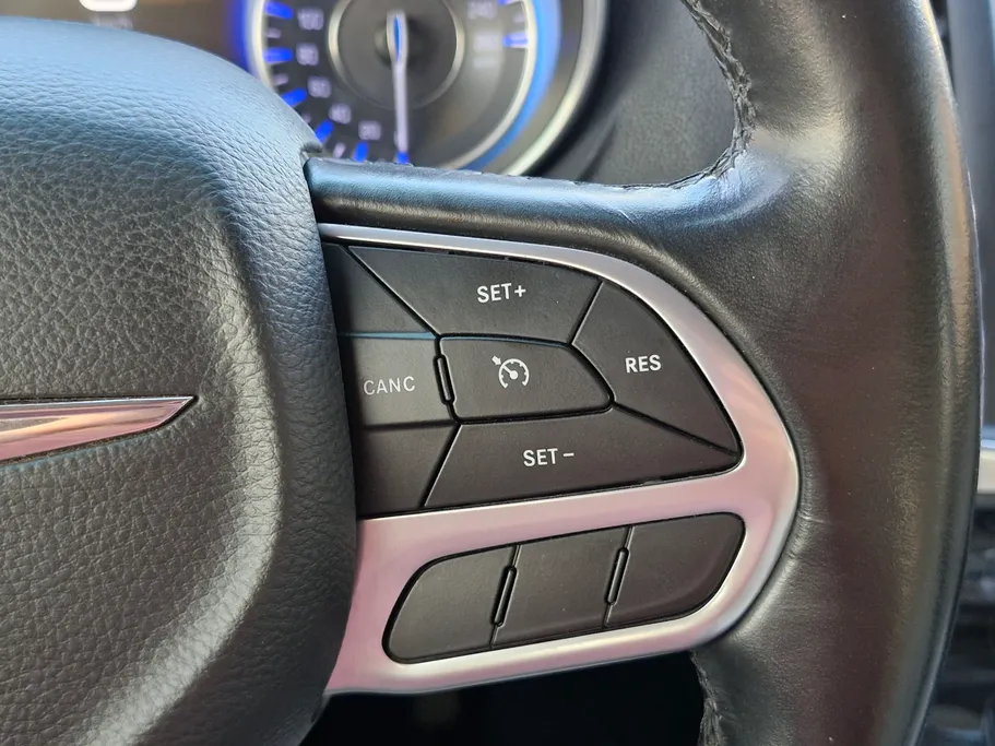 2021 Chrysler 300 LIMITED 