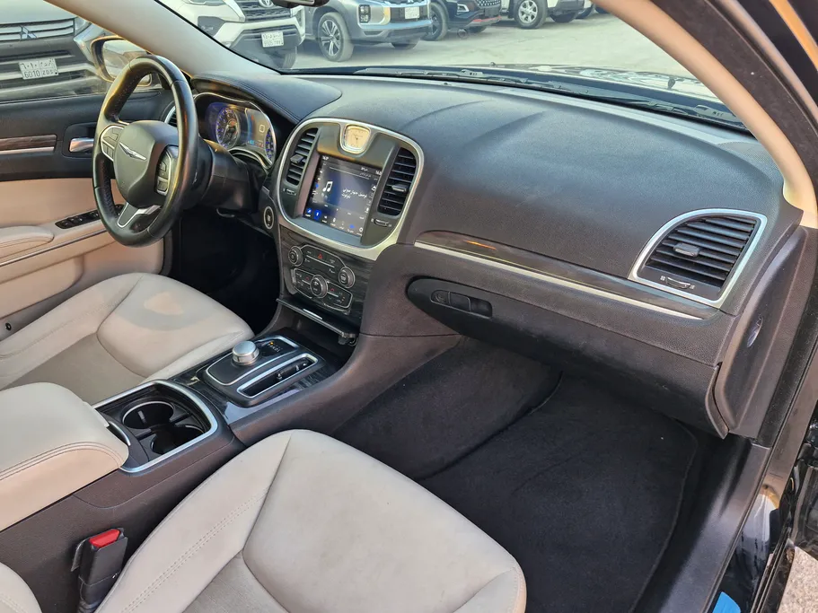 2021 Chrysler 300 LIMITED 
