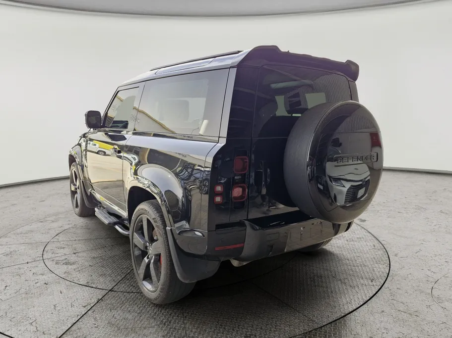 2021 Land Rover Defender P400 