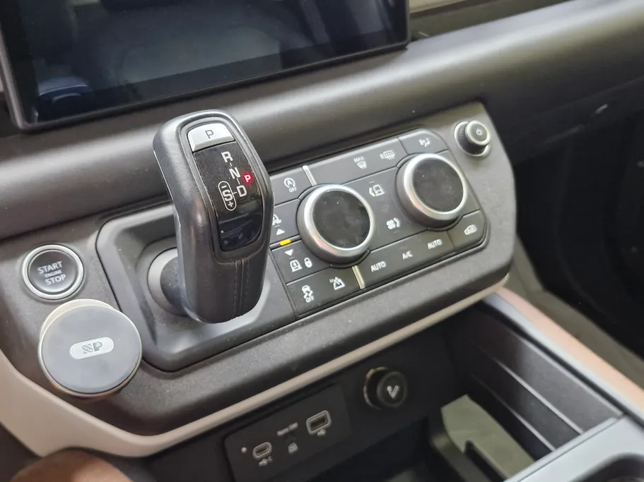 2021 Land Rover Defender P400 