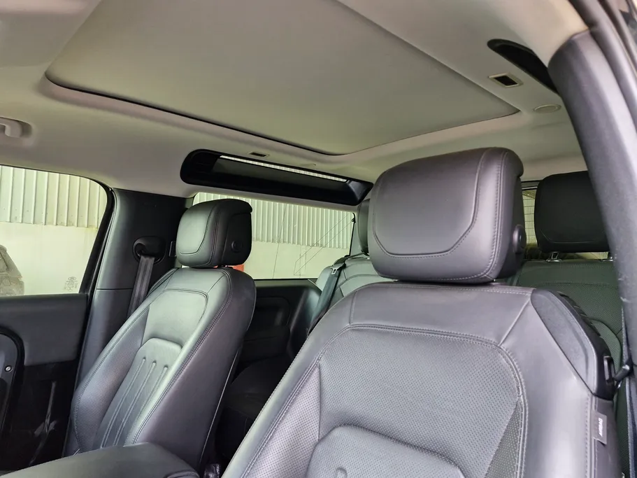 2021 Land Rover Defender P400 