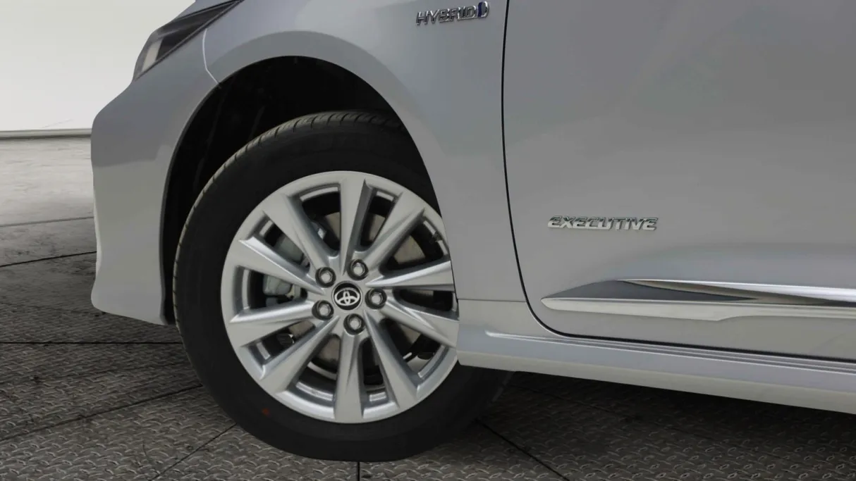 2024 Toyota Corolla Xli HEV Executive MR 