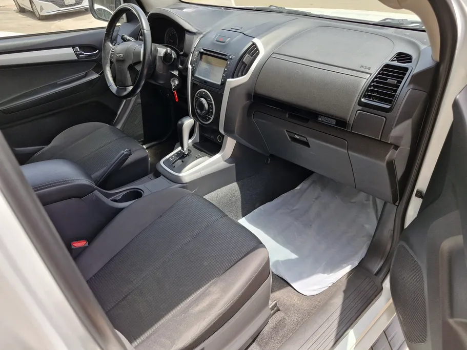 ايسوزو دي ماكس LS 2020 