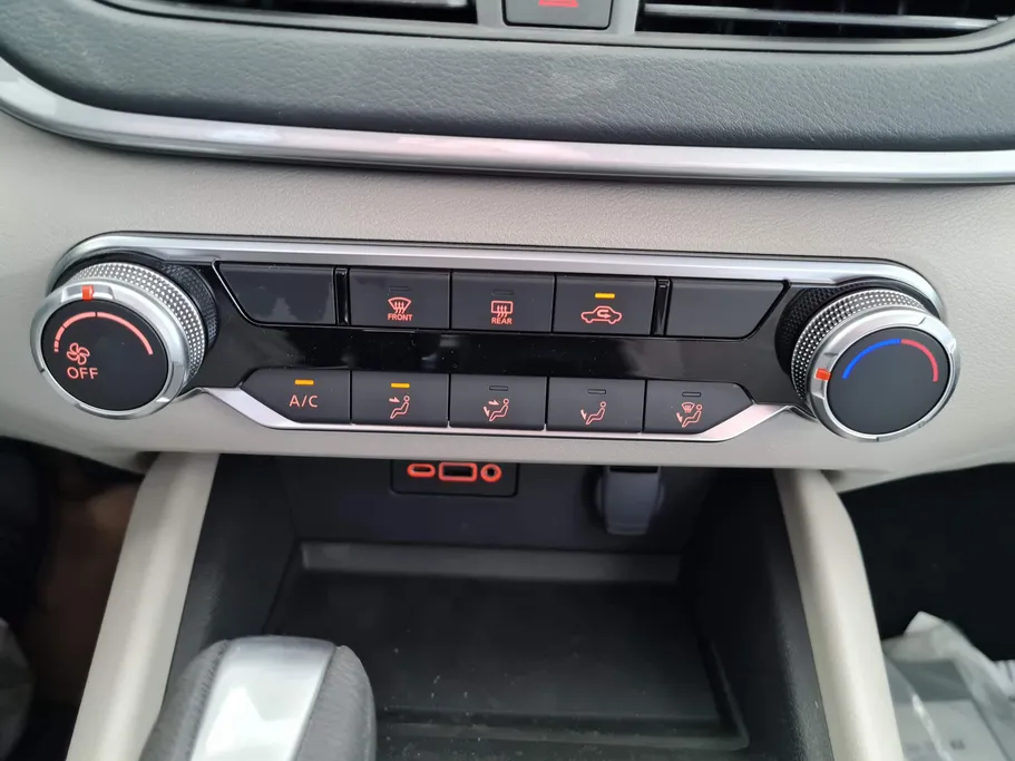 2024 Nissan Altima S 