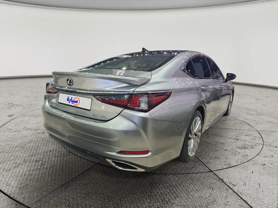 لكزس ES 350 2019 