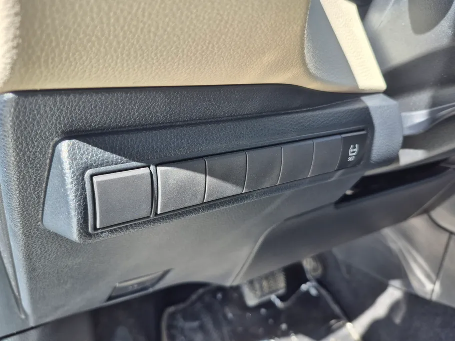 تويوتا كورولا XLI 2022 