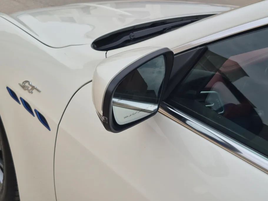 2022 Maserati Ghibli  