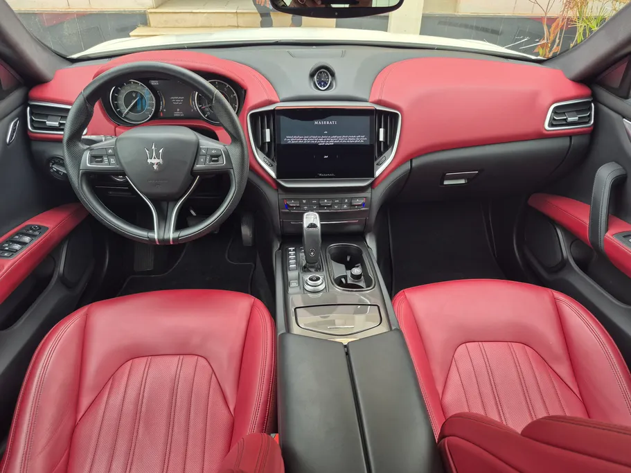 2022 Maserati Ghibli  
