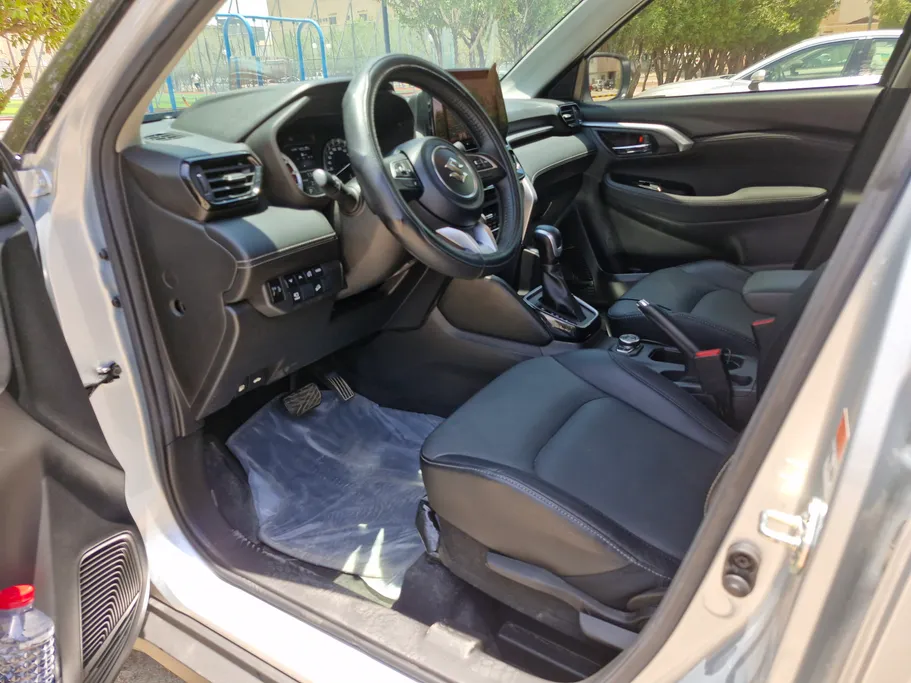 2024 Suzuki Grand Vitara GLX 