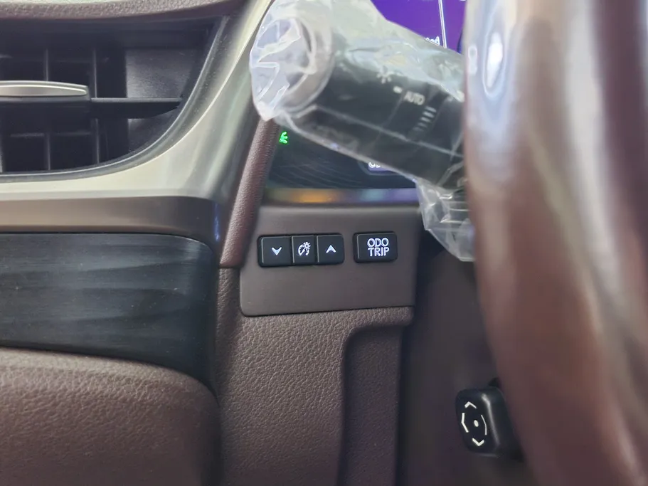 لكزس ES 300 H 2020 