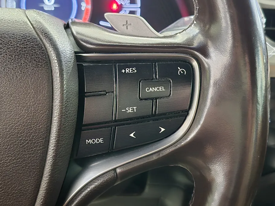 لكزس ES 300 H 2020 