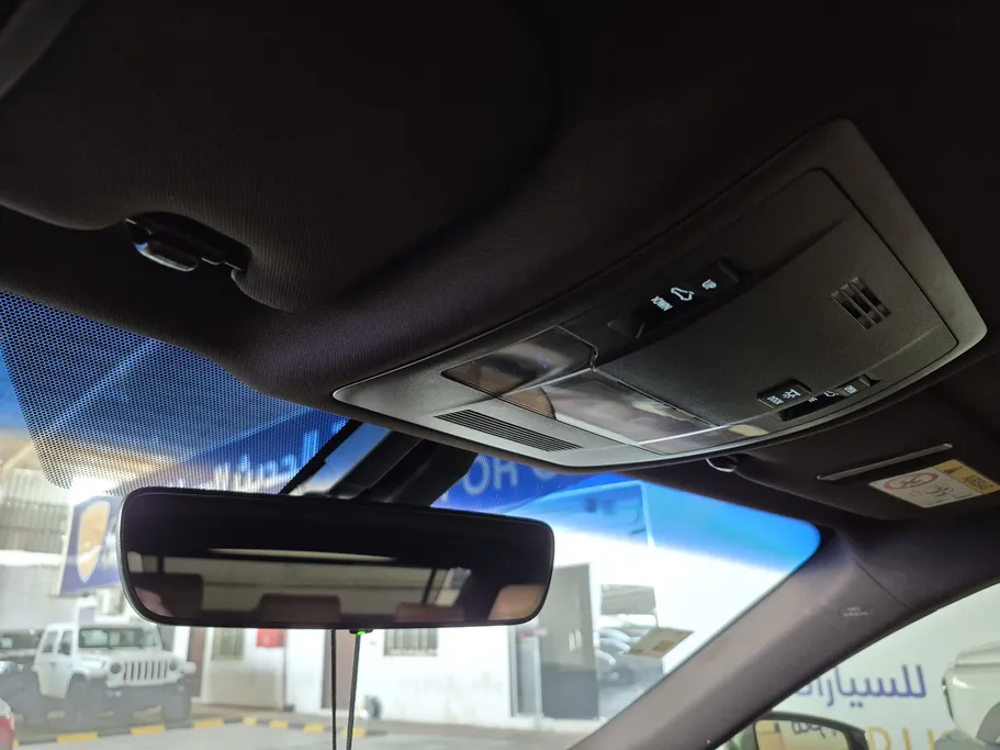 لكزس ES 300 H 2020 