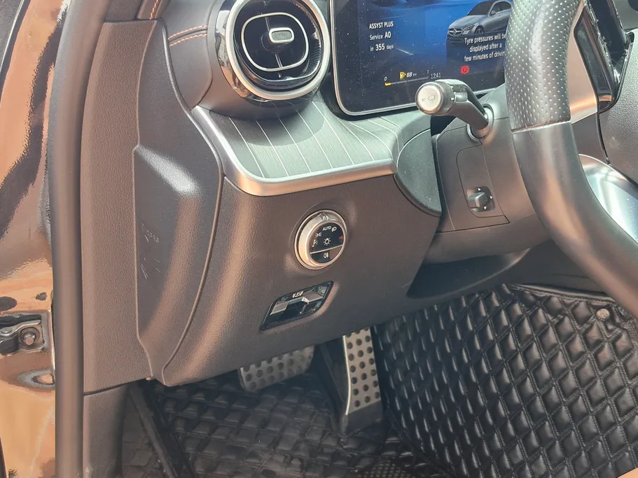 2024 Mercedes C 200 