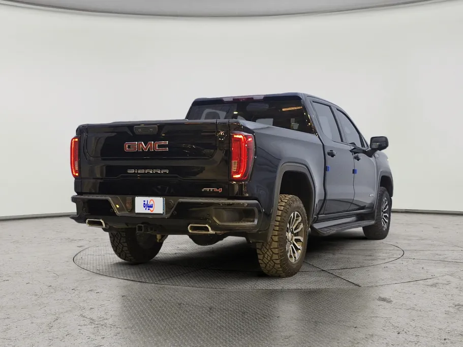 2022 GMC Sierra AT4 