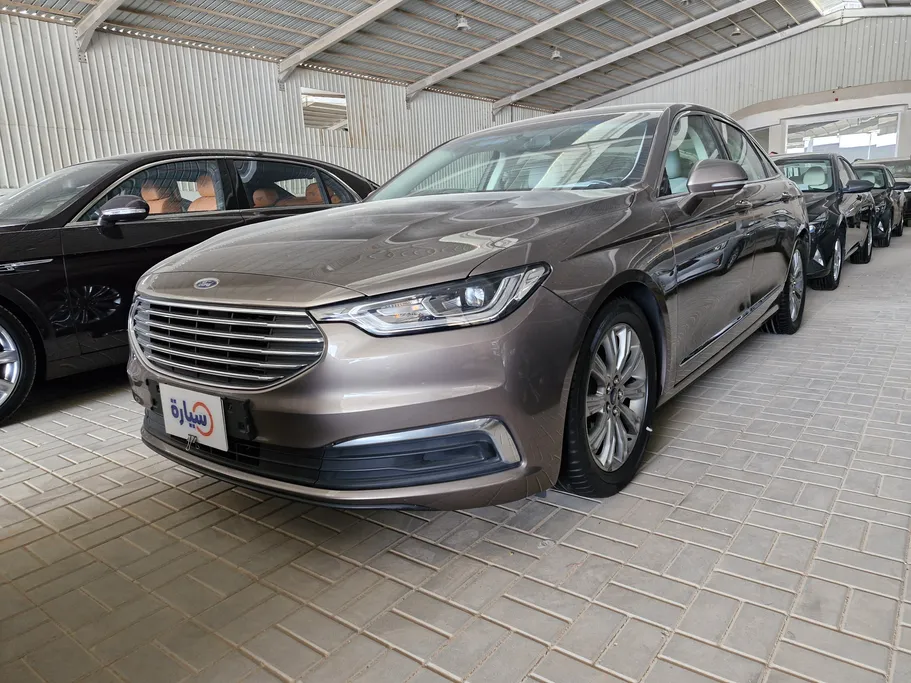 2021 Ford Taurus Ambiente 