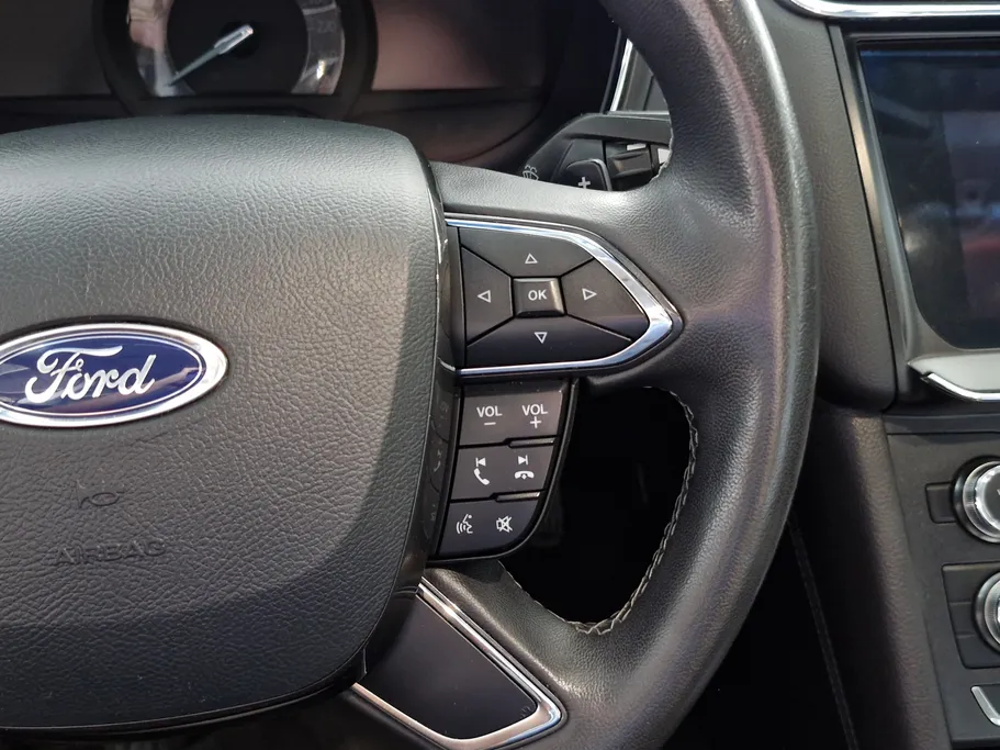 2021 Ford Taurus Ambiente 