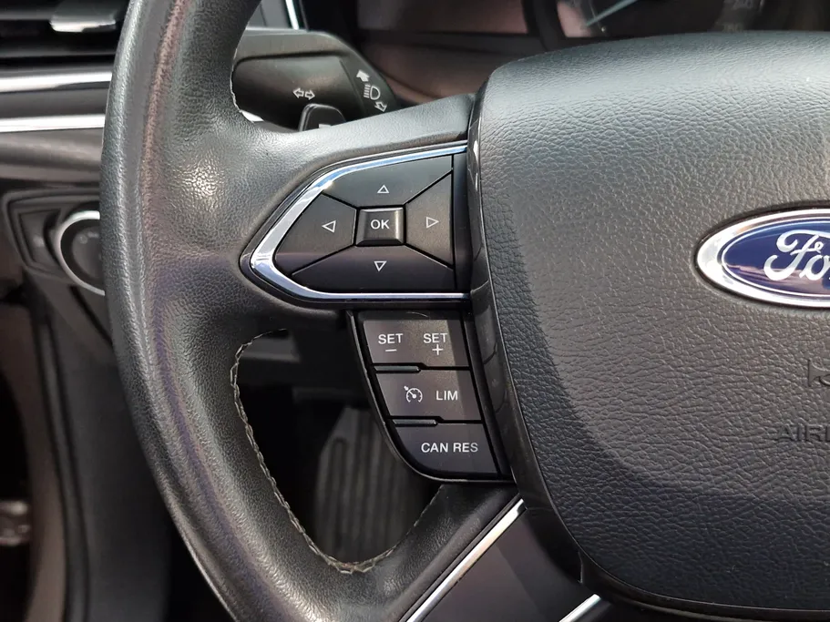 2021 Ford Taurus Ambiente 