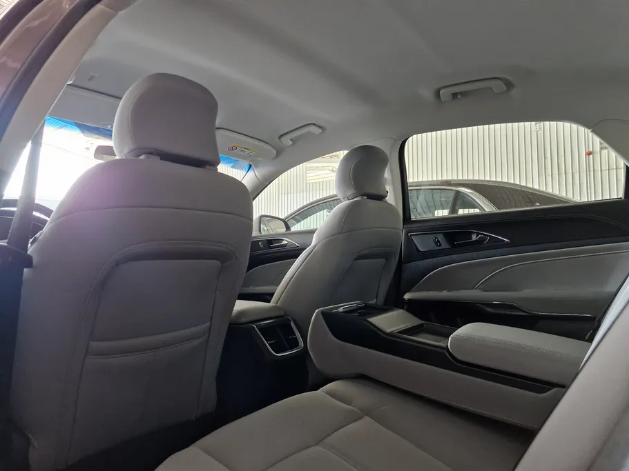 2021 Ford Taurus Ambiente 