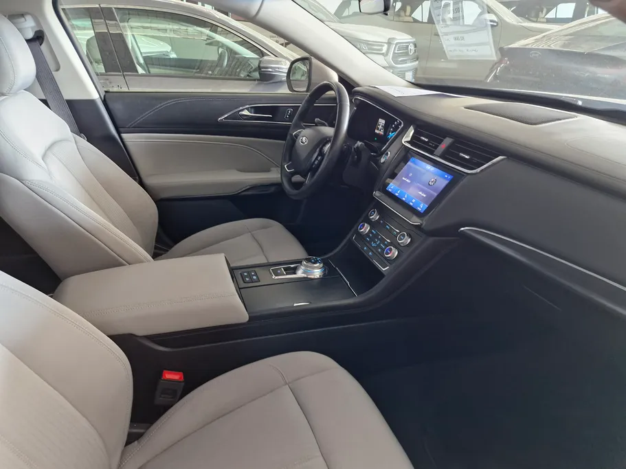 2021 Ford Taurus Ambiente 