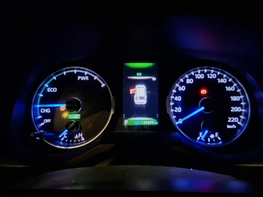 2021 Toyota RAV4 LE HEV 