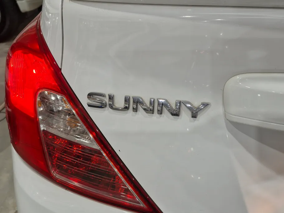2020 Nissan Sunny SV 