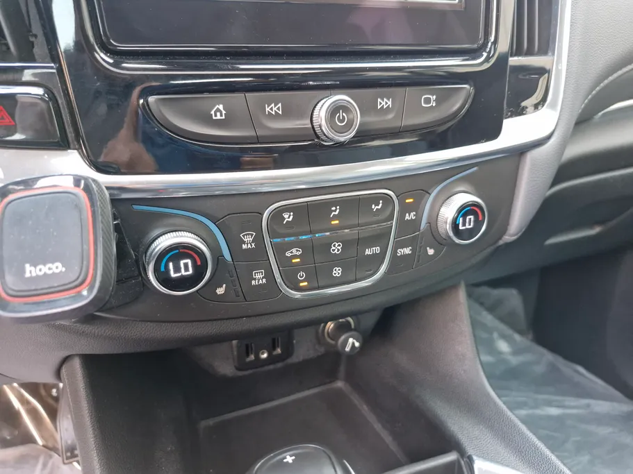 2019 Chevrolet Traverse LT 