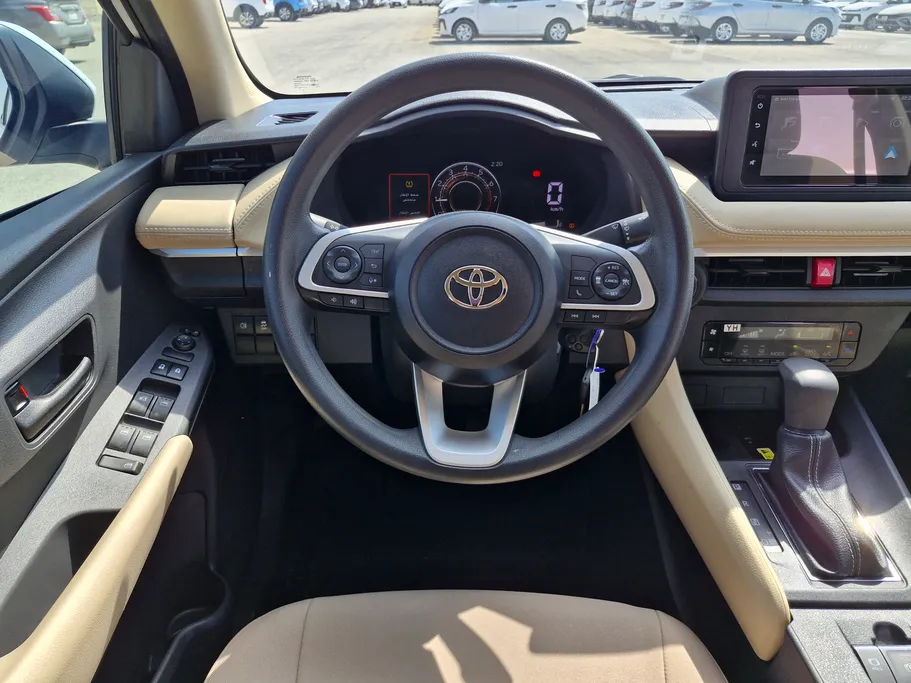 2024 Toyota Yaris  Y Plus 