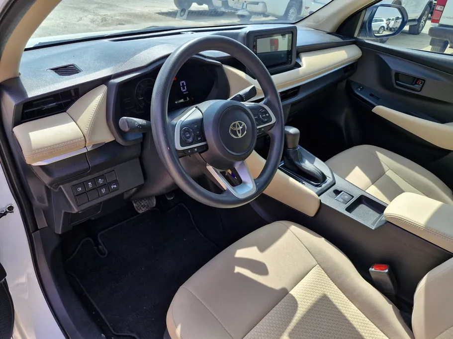 2024 Toyota Yaris  Y Plus 