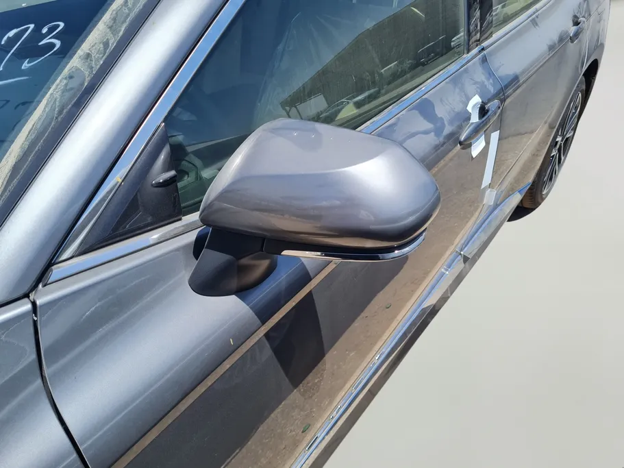 2025 Toyota Camry  LE HEV 